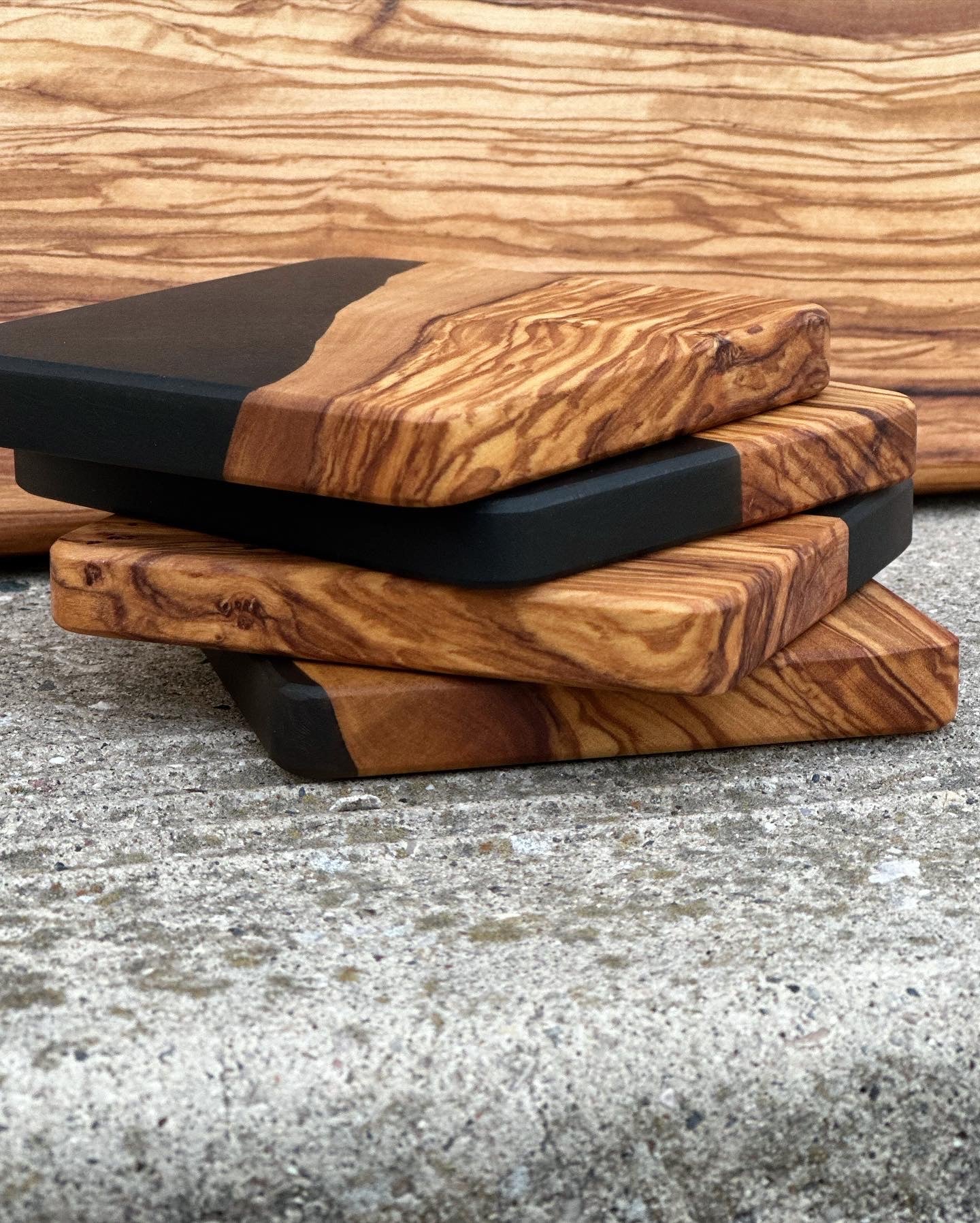 Olive wood board and coaster set